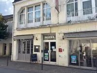 Hotel les Trois Lys Отели в г. Сэнк-Марс-ла-Пиль