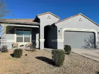 Spacious, Family-Friendly Home in Maricopa