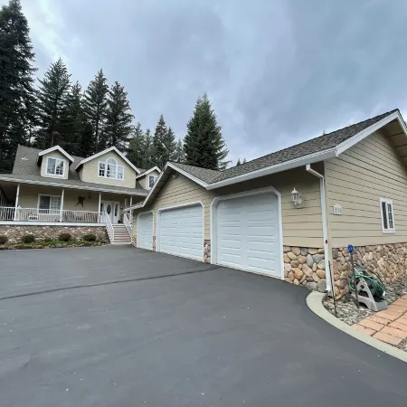 Spacious Lake Almanor West Getaway - Enjoy Everything the Lake Has to Offer