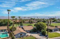 Quinta Blue by Avantstay Pool & Puttin Green, on the Golf Course!