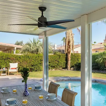 Sunny Palms by AvantStay Near Empire Polo Club