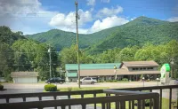 Castlewood Inn Hotels in Ivy Hill