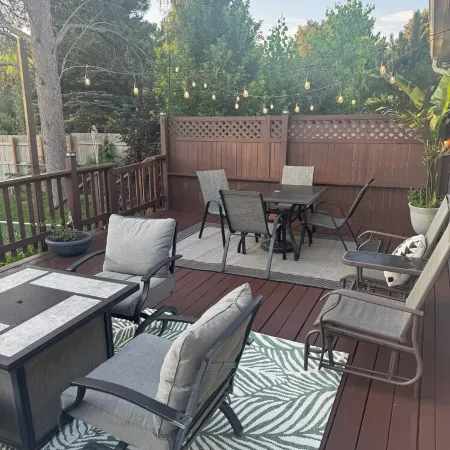 The Hillside Ranch: Relaxing Modern 4bd 2ba Oasis
