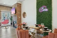 Dolly's Loft downtown Sevierville.