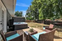 Peaceful Retreat with Hot Tub Kid and Dog Friendly