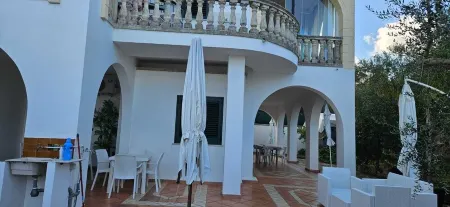 Salentiggiano Villa Ulivo With Swimming Pool: MONO BLUE 2/4 bed