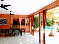 Charming green villa, private pool 5 minutes from the sea Hotels in Saly Portudal