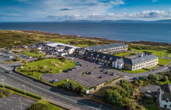 Connemara Coast Hotel