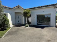 Villa at the gateway to Aveyron with pool and spa