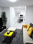 The Luxury Retreat, CalgaryCentral location, family oriented, feel at home!