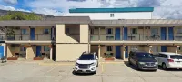 Richter Pass Beach Resort - Motels