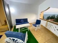 Lily Beachfront Apartments