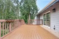The Singing Willow - Spacious Retreat near Microsoft