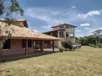 Linda Casa na Represa