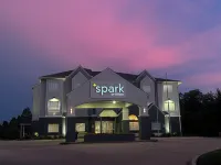 Spark by Hilton Stillwater ペインのホテル