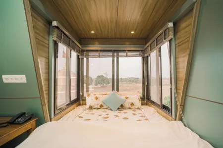 Sanjeevani Farms Bhopal - A Luxury 5 Bedroom Private Pool Villa