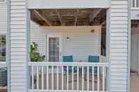 Brand New! Modern 1BD,1BA Hidden Gem w/King Bed, Patio, Fast WiFi & Free Parking