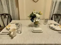 Large, charming 2-bedroom apartment with modern amenities within a historic home