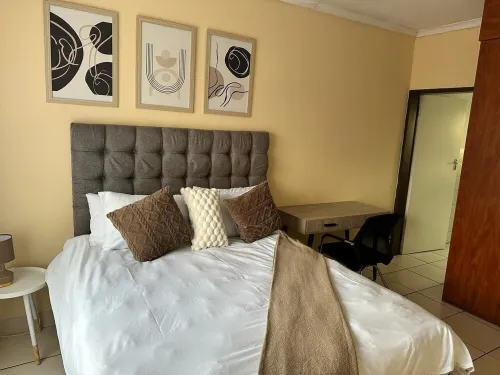 Charming 1-bedroom apartment in pleasant Polokwane with WiFi