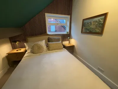 Stylish and Cosy Apartment just outside Manchester City Centre Hotels in Chorlton-cum-Hardy