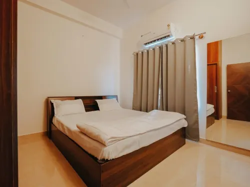 Thaswi Service Apartment