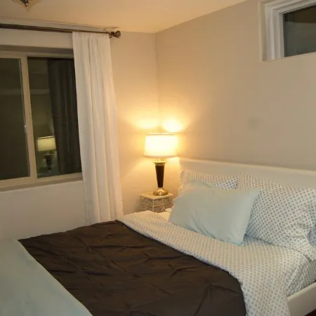 Charming 1-bedroom apartment in marvelous Boulder with gardens all around.