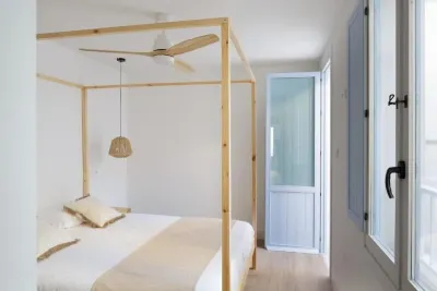 Luxury Houses La Mar de Bonita 2 Hotels near Platja Centre