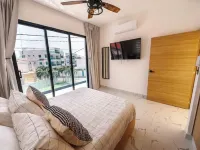 Lovely 3-bedroom villa in Downtown Punta Cana with WiFi, AC, pool and grill - Villas