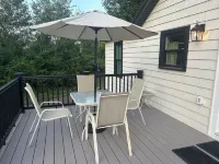 Brand new renovated 2-bedroom cottage in welcoming Wells with AC Hotel a Wells