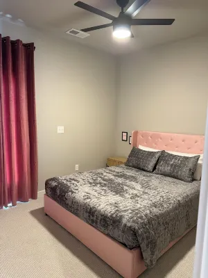 2 bed - pink paradise near Easley SC Silos, Downtown Greenville/ Clemson Tigers Hotels in Easley