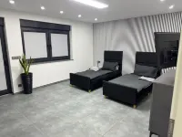 Modern Apartments Gelsenkirchen highway A42 and A2 vacation apartment 겔젠키르헨 호텔