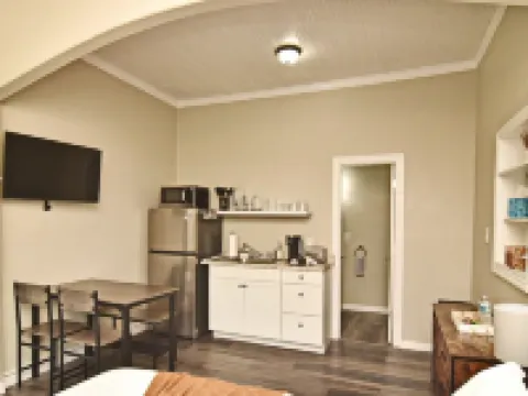 Private Studio on the Bike Trail Hotels in Winter Garden