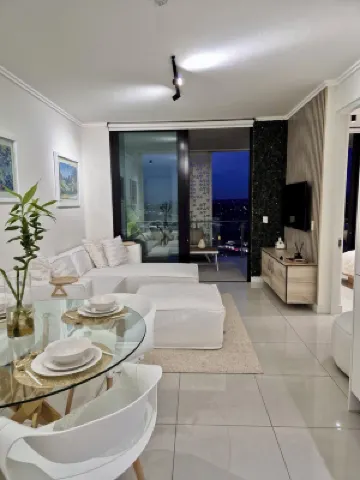 Ellipse Oasis a Luxury Japanese Inspired Stay in Upmarket Apartment in Waterfall