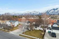 Spacious Home near Ski Resort- 2GBFiber-Game room-HotTub