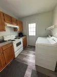 2 BR 1 BA Near Marshwalk, pet friendly, NO stairs!