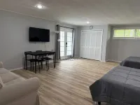 Two queens bed apartment with full kitchen all amenities included in Marksville Hotels in Marksville