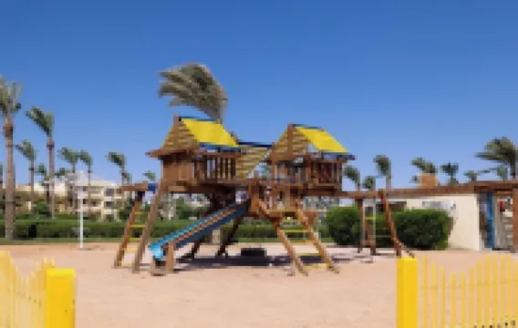 3-bedroom chalet in Amwaj Oyoun Resort sharm elsheikh with AC families only