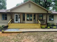Lakefront Home w/Private Dock, Hot Tub, Firepit, Kayaks, Pet Friendly, Sleeps 8