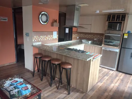 Charming 2-bedroom apartment in lovely Dosquebradas with WiFi