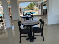 Cozy 3-Bedrooms Apartment on Top of Vigie Mountain in Cap-Haitien. Hôtels à : Cap-Haïtien