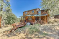 Cozy Cabin "Hygge" Getaway- Explore the Gorge