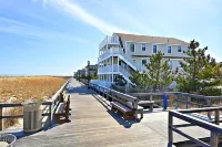 Oceanfront, Pristine 1br 1 Ba Condo, Relax And Rejuvenate By The Sea.