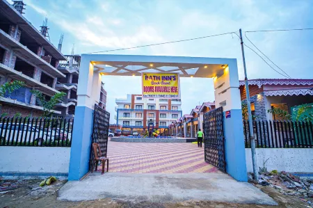 Resort Rath Inns - Beach Walking Distance