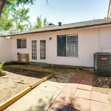 Easy Tailgate Access! Home 3 Mi to College Station