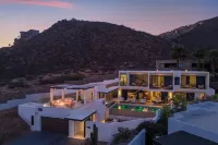 Amazing Beach View , Walk to the Beach. Cleaning & Concierge Playa Pública Cabo San Lucas 주변 호텔