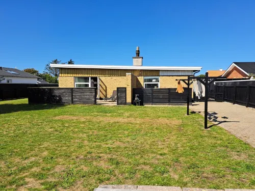 "Falk" - 900m from the Sea