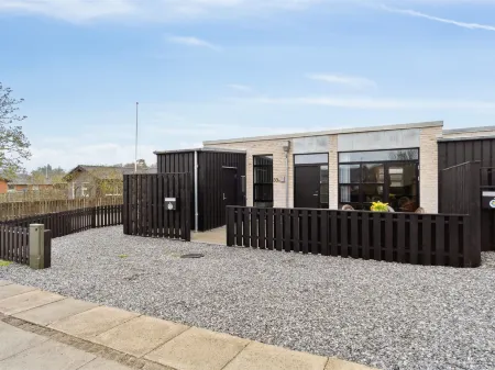 "Klaudius" - 2km from the Sea Отели рядом с достопримечательностью «Blokhus Strand»