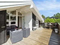 "Santeri" - 180m from the Sea Hotels in Strandby