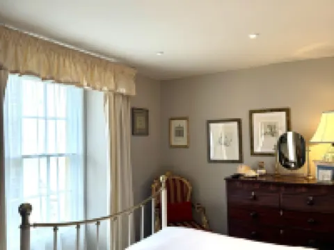 Top Joe's Townhouse Hotels in Narberth