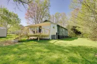 Mid-Century Modern Fayetteville Home Close to Town - 3-Star